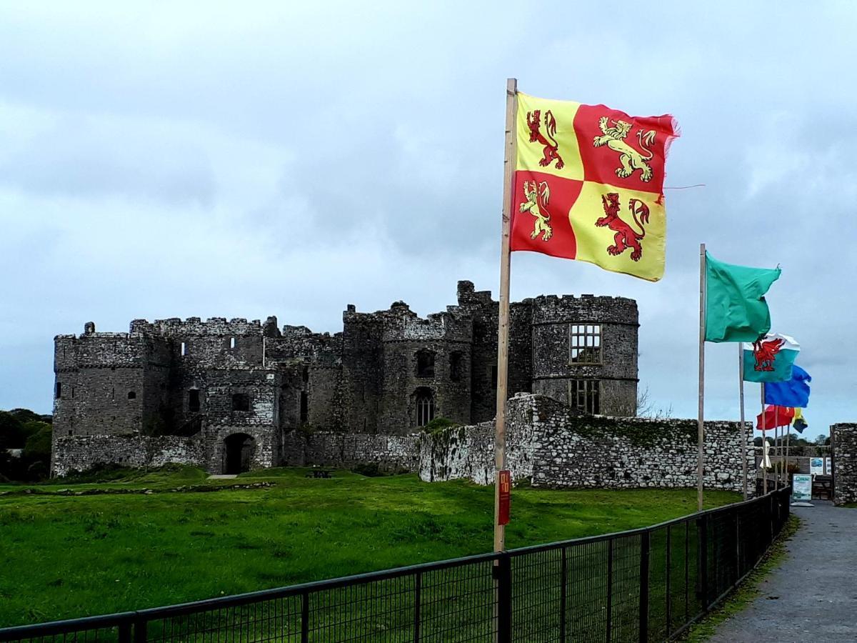 A Beach Holiday In Pembrokeshire Екстер'єр фото